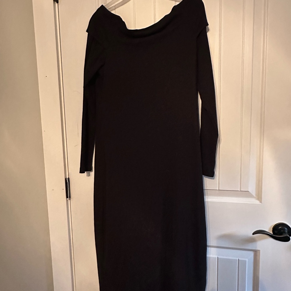 Universal Thread Black Off-Shoulder Sheath Dress